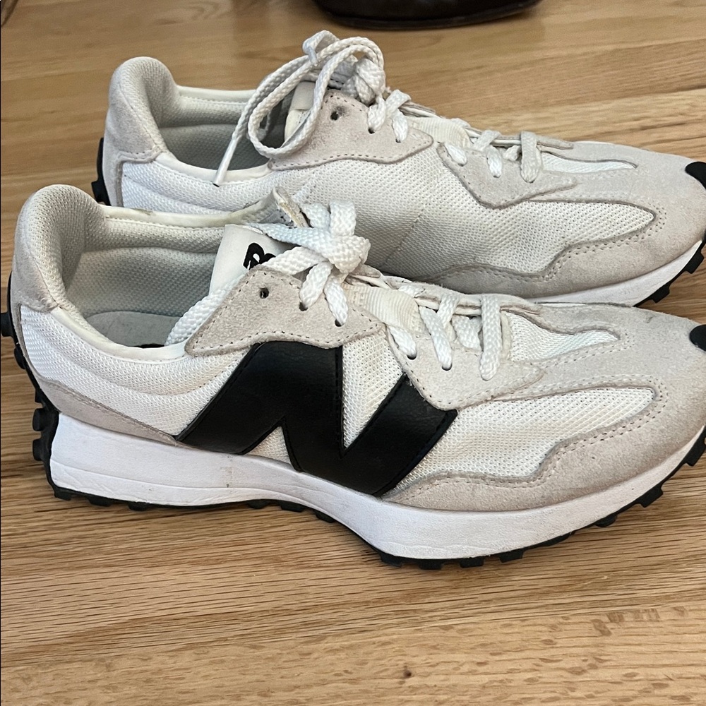 New Balance Women’s 327 White and Black Sneakers